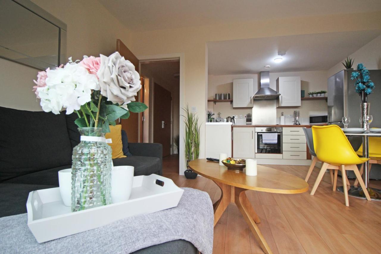 Canal Side Apartment In Chester Extérieur photo