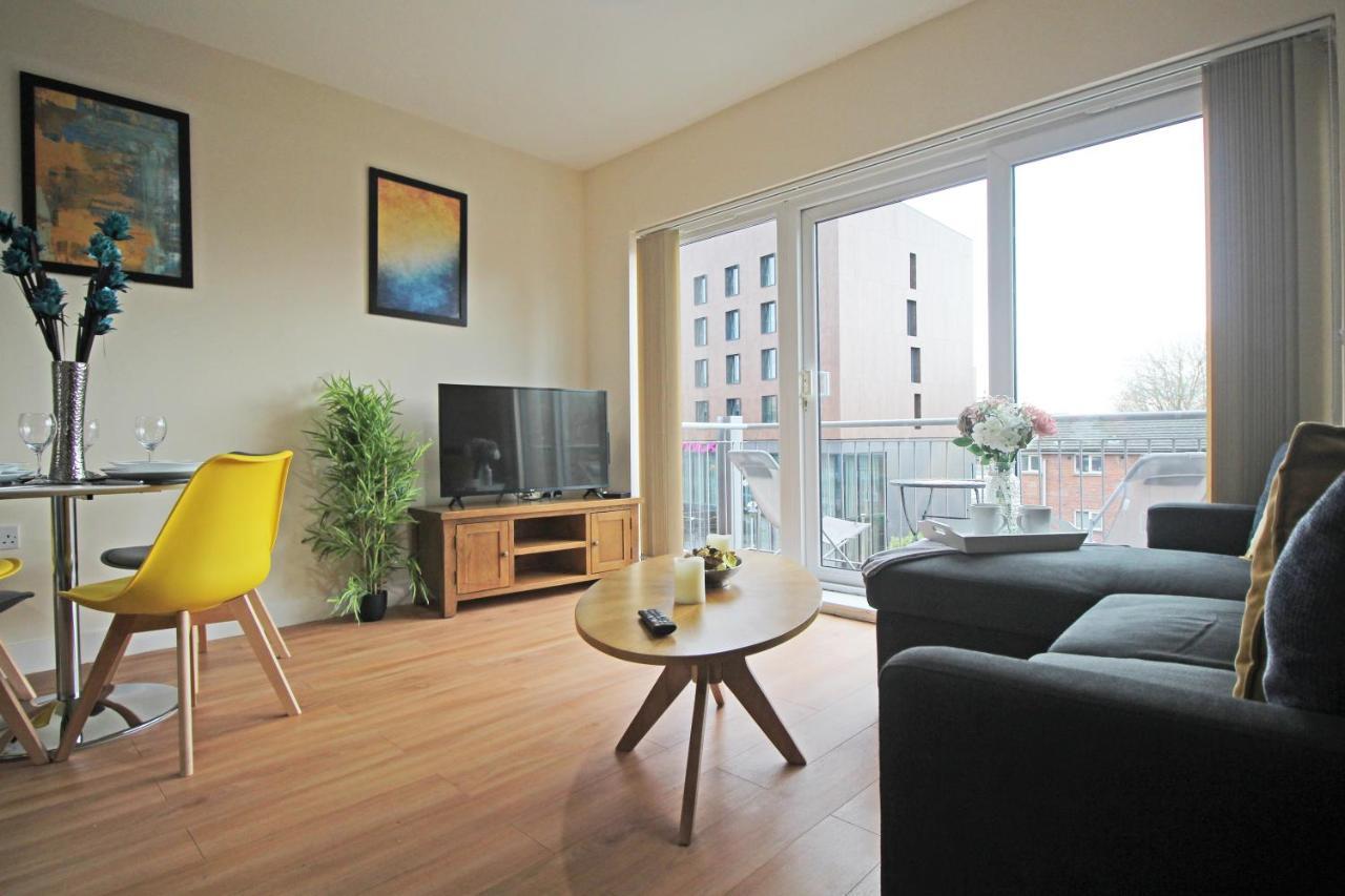 Canal Side Apartment In Chester Extérieur photo